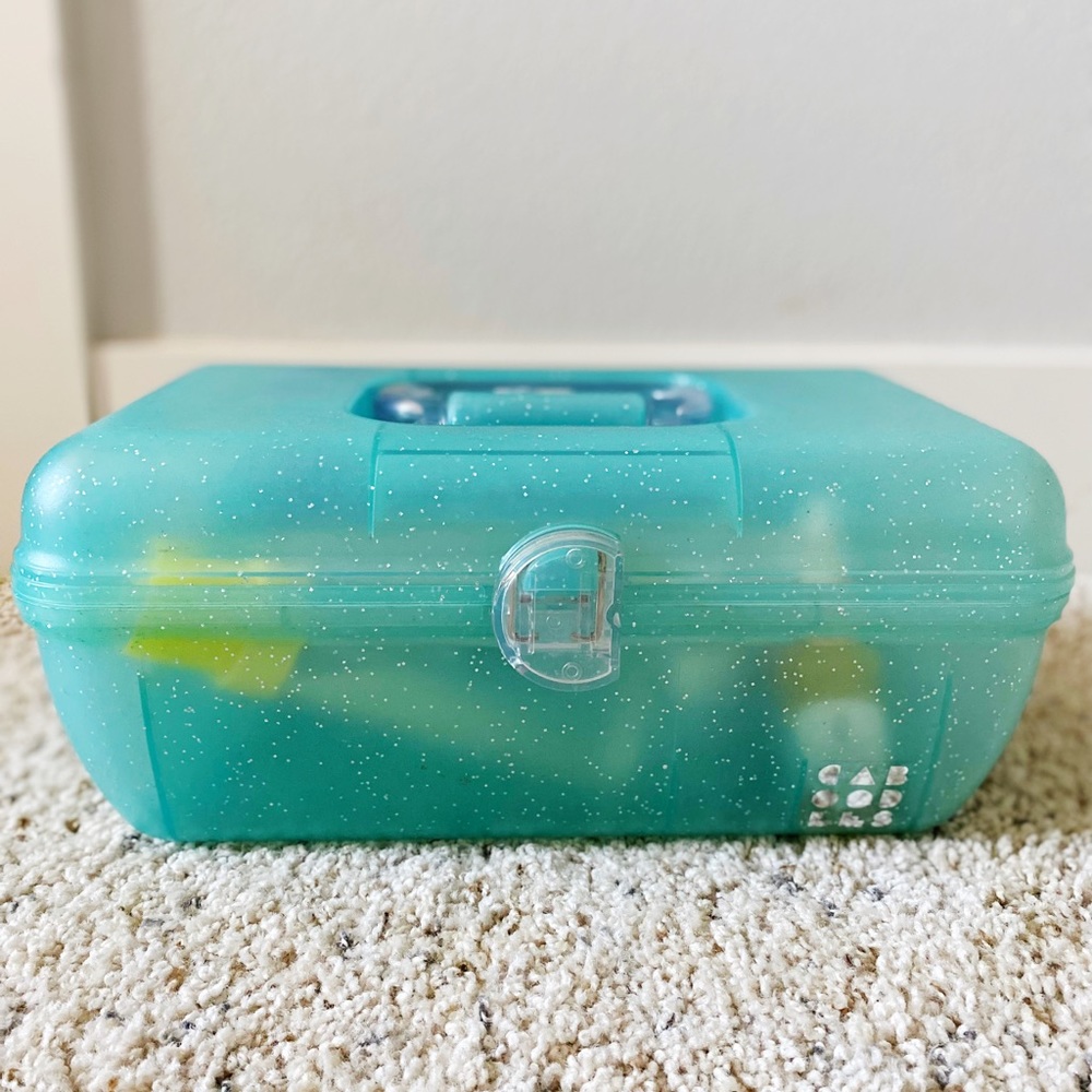 Vintage retro ‘90s Caboodle teal sparkle